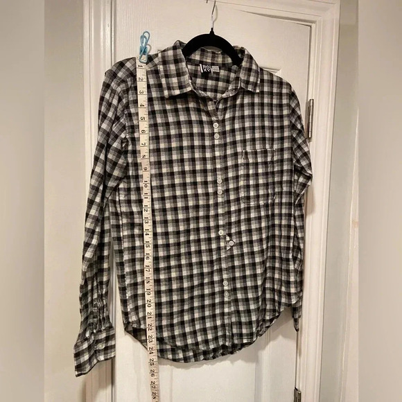 Roxy Women’s Black Cream Plaid Flannel Shirt Double Button Triangle Flap Size XS - Picture 7 of 12